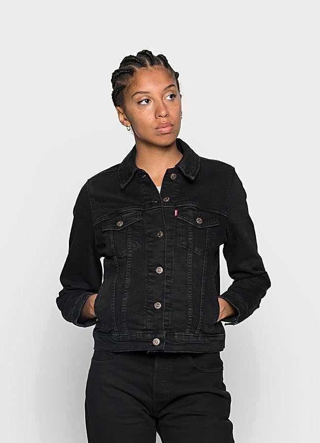 Imagen - Chaqueta negra de Levi's, 120 euros.