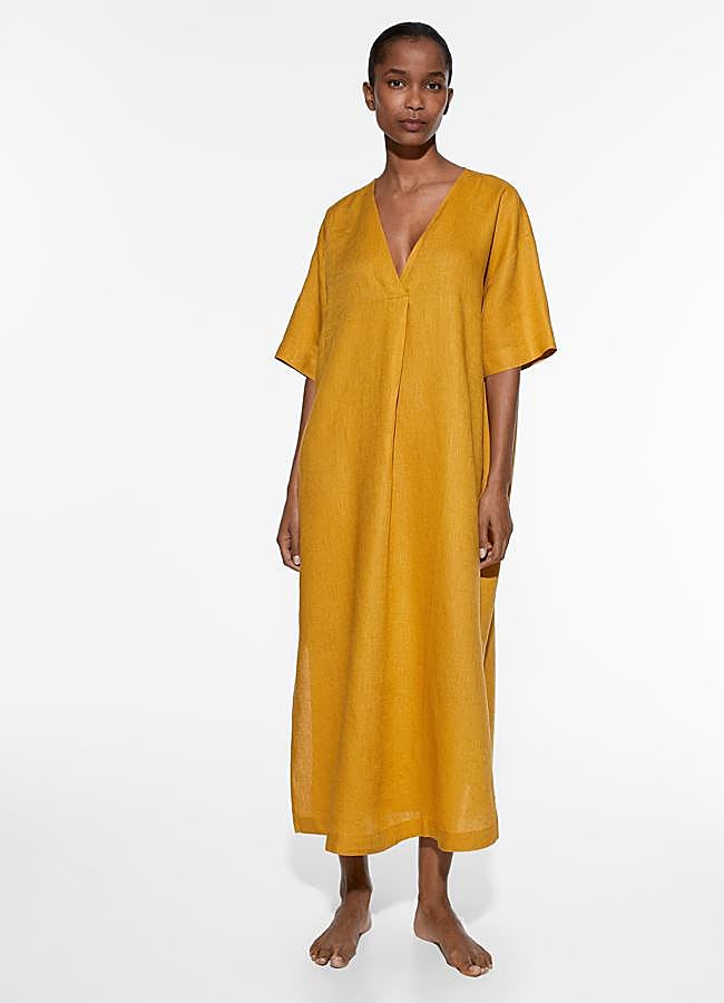 Imagen - Vestido túnico 100% de lino de Oysho.