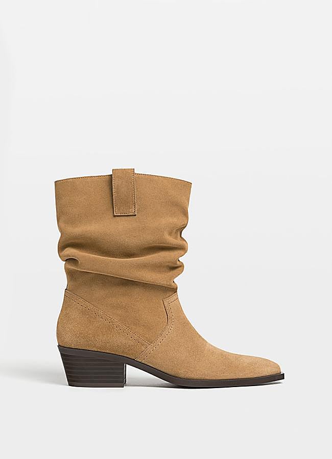 Imagen - Botín con efecto slouchy y piel (49,99 euros):