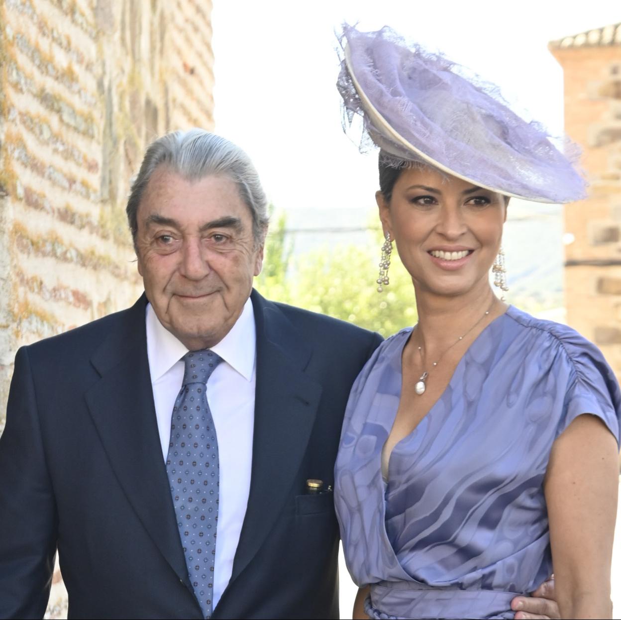 Alberto Cortina y Elena Cué.