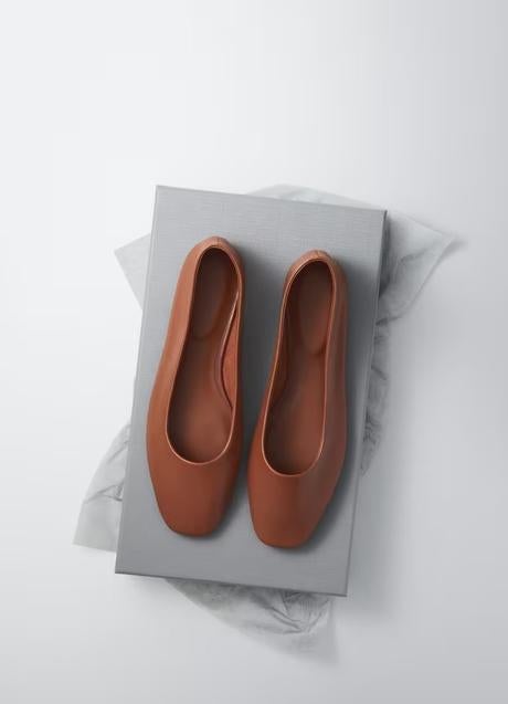 Imagen - Bailarinas de piel de Mango (39,99 euros)