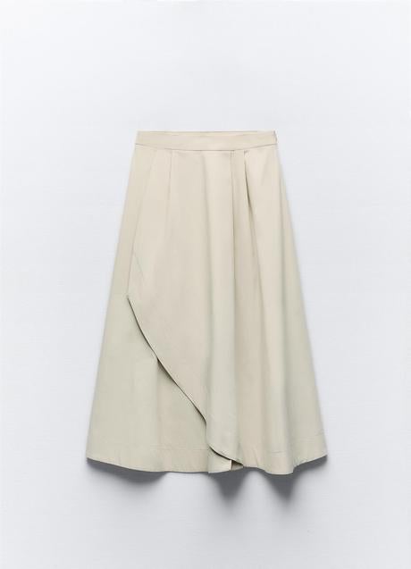 Imagen - Falda midi de Zara (35,99 euros)