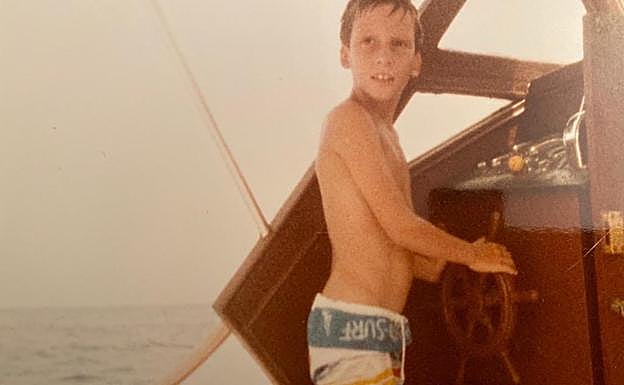 Almeida en una imagen de su infancia publicada en sus redes sociales. 