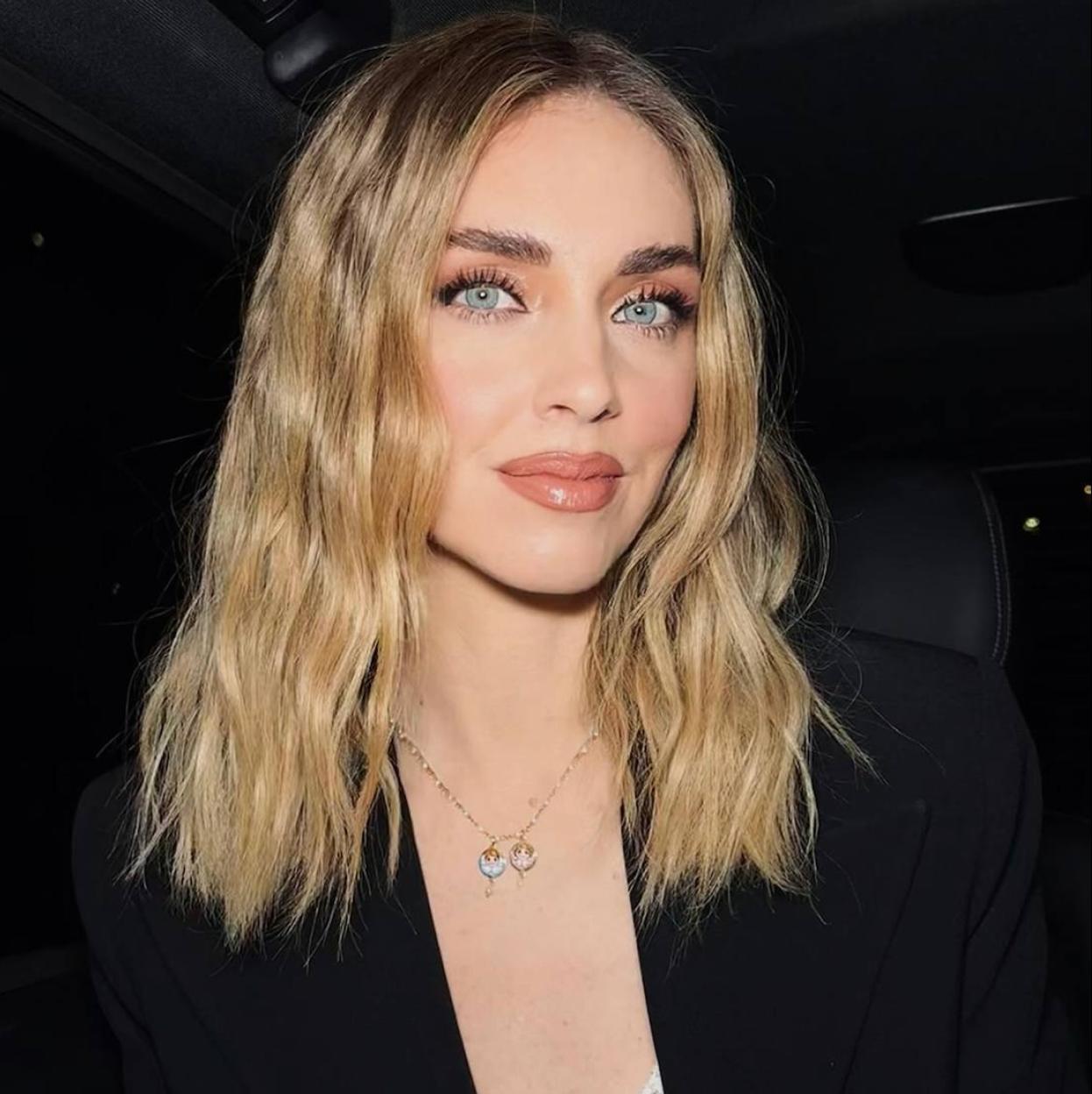 Chiara Ferragni con pestañas largas y con volumen