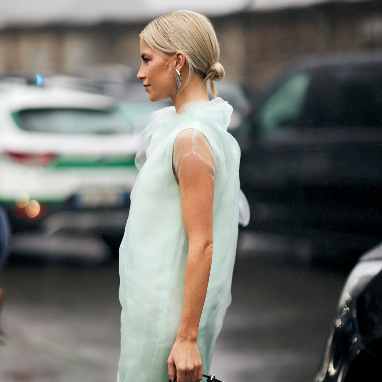 Mango tiene los vestidos de invitada perfectos para una boda de tarde
