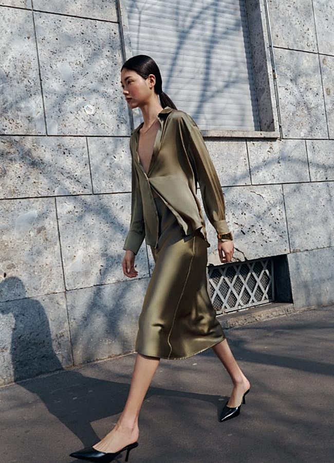 Imagen - Camisa y falda satinada de Zara/ZARA