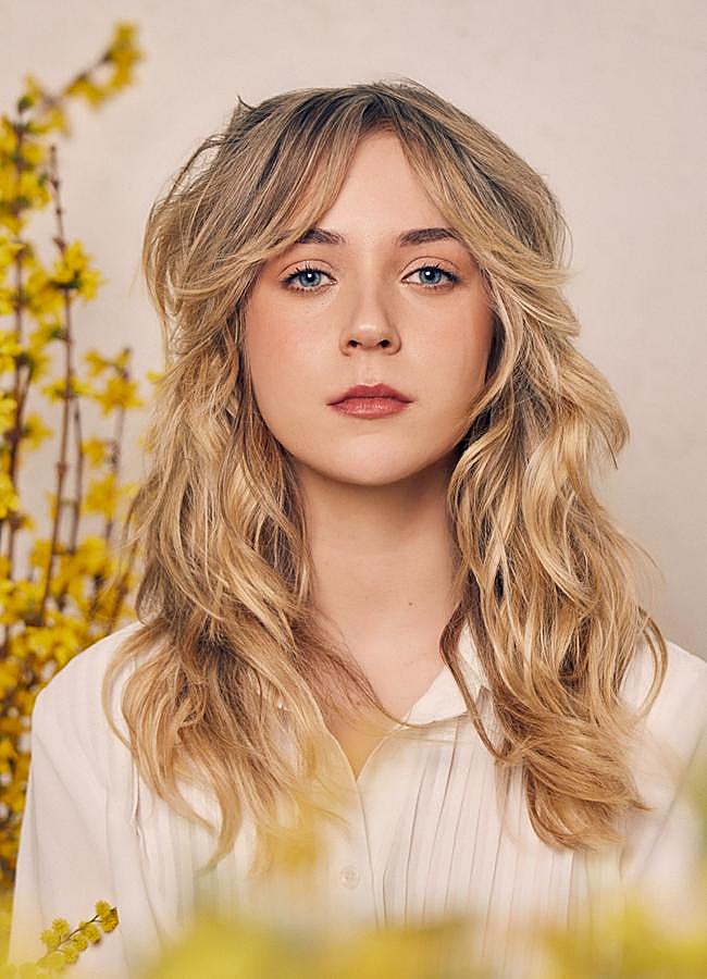 Imagen - Buttlerfly cut, el corte de pelo más pedido en Salón Cheska. Fotografía: Erea Azurmendi. Estilismo: Cristina Terrón. Maquillaje: Ion Villar. Peluquería: Salón Cheska.