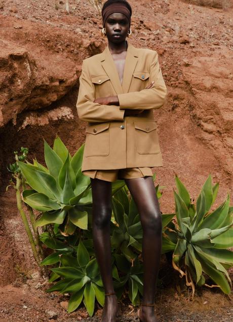 Imagen - Chaqueta con bolsillos de Zara (59,95 euros)