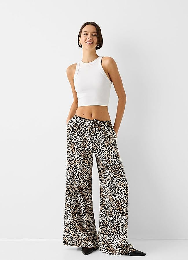 Imagen - Pantalones de leopardo de Bershka, 25,99 euros.