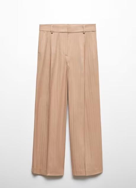 Imagen - Pantalón con pinzas en color camel de Mango (39,99 euros)