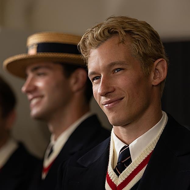 Callum Turner como Joe Rantz en una imagen de Remando como un solo hombre (The Boys in the boat).