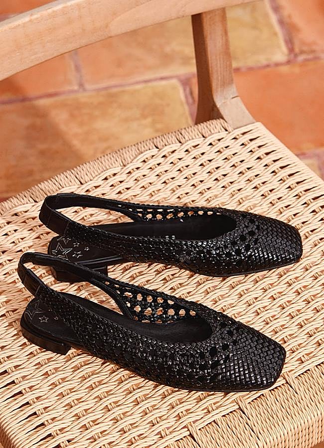 Imagen - Bailarinas de piel trenzada de Pedro Miralles.