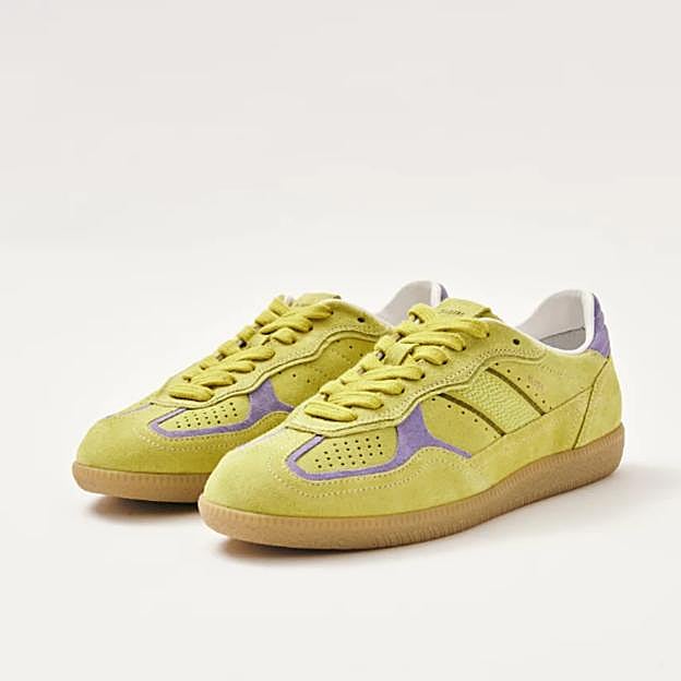 Zapatillas en color amarillo de ALOHAS