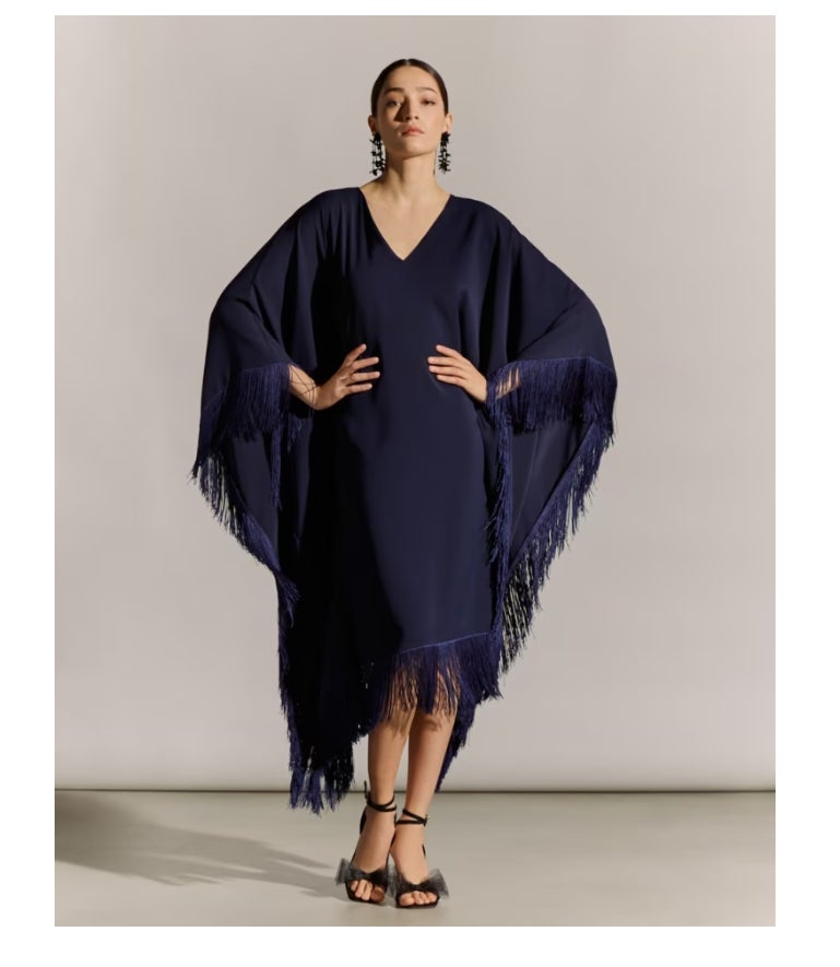 Imagen - Vestido capa con flecos de El Corte Inglés/EL CORTE INGLÉS