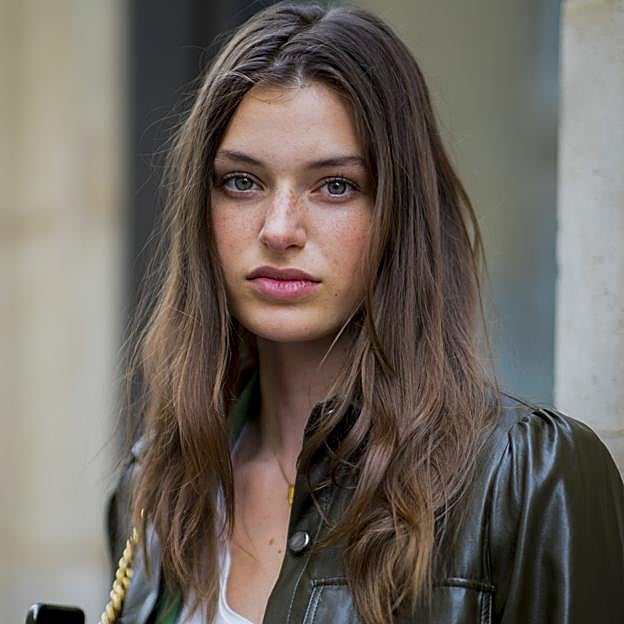 Hidratante, cero pegajoso y con un brillo sutil: así es el bálsamo de labios danés que adoran mis amigas