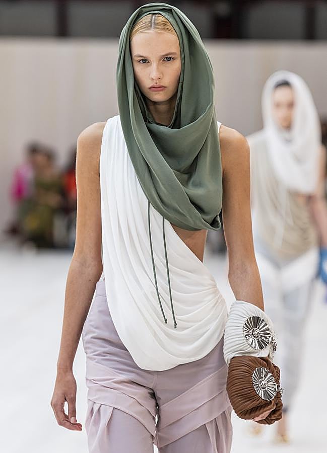 Imagen - Bracelet Pouch de Loewe. Foto: Launchmetrics Spotlight