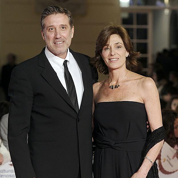 Emilio Aragón cumple 65 años: el secreto de su éxito, contado por cinco personas que le conocen bien