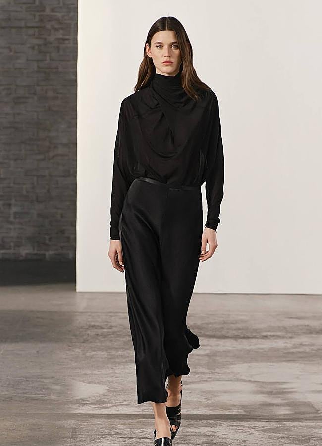 Imagen - Falda satinada color negro