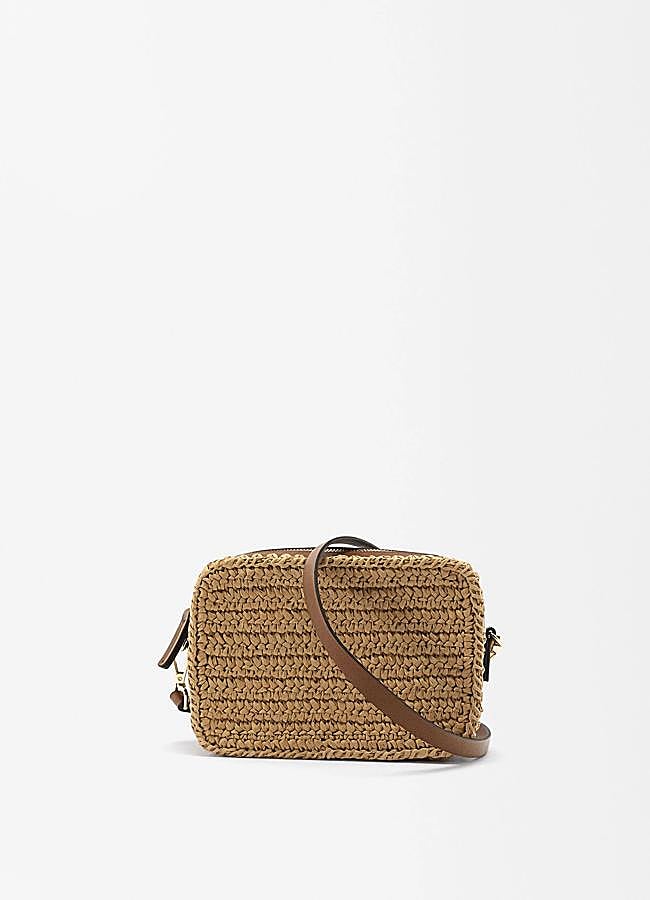 Imagen - Bolso bandolera efecto rafia de Parfois (23,99 euros).