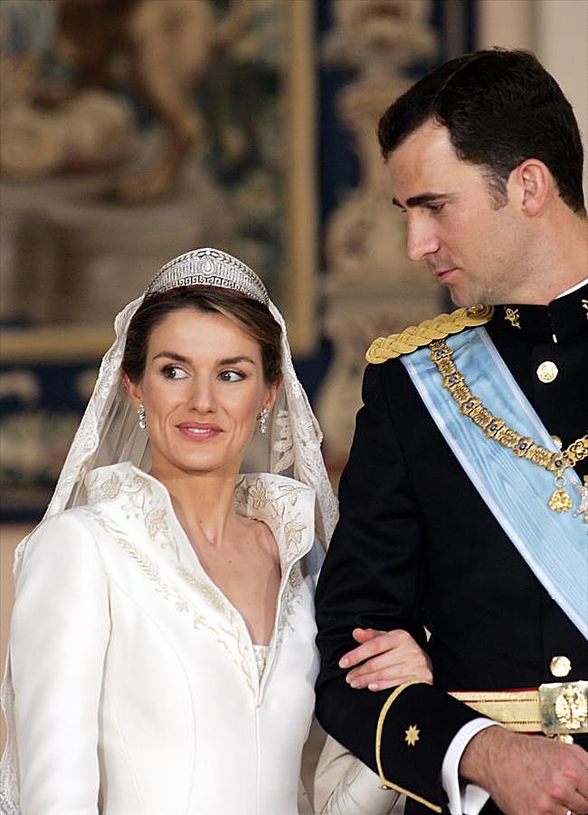 Imagen - Doña Letizia con la tiara Prusiana el día de su boda.
