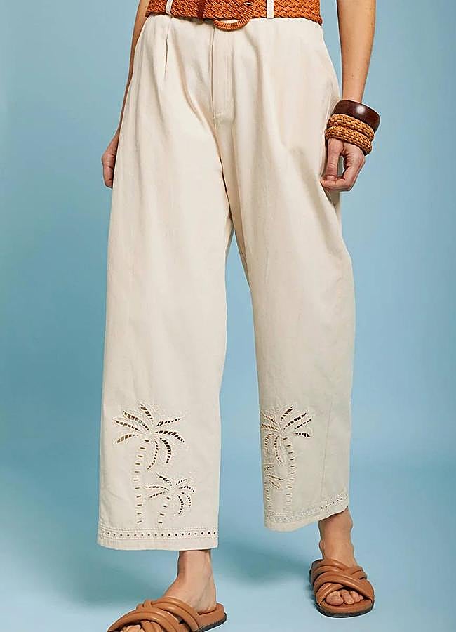 Imagen - Pantalones con bordados calados
