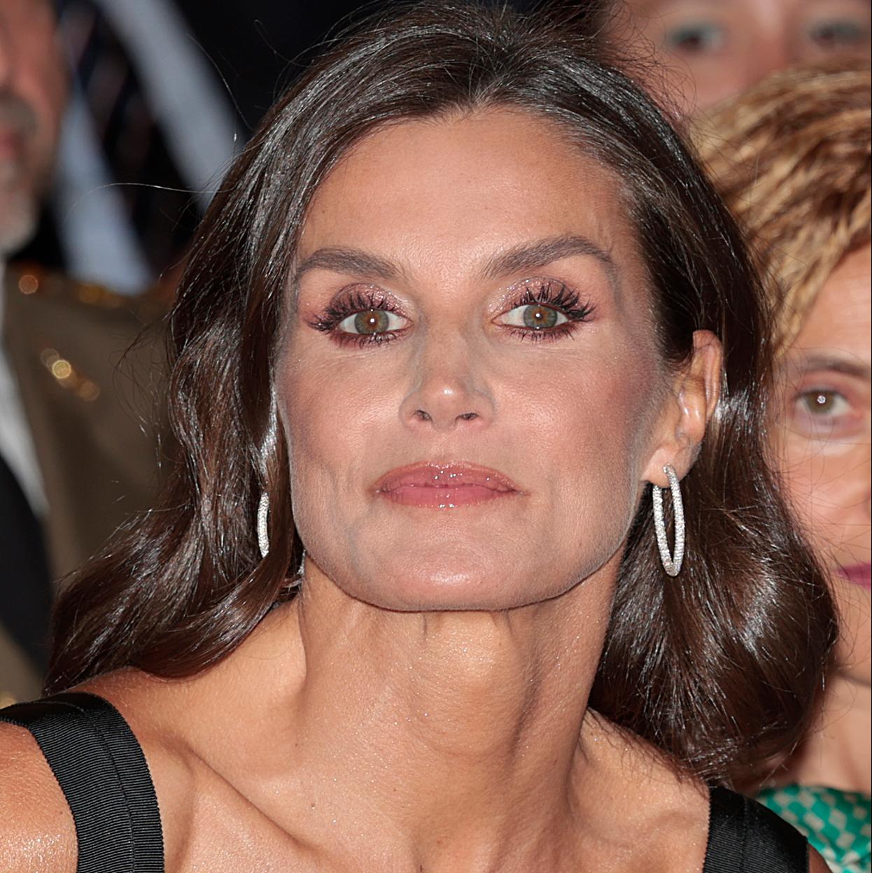 La reina Letizia con canas.