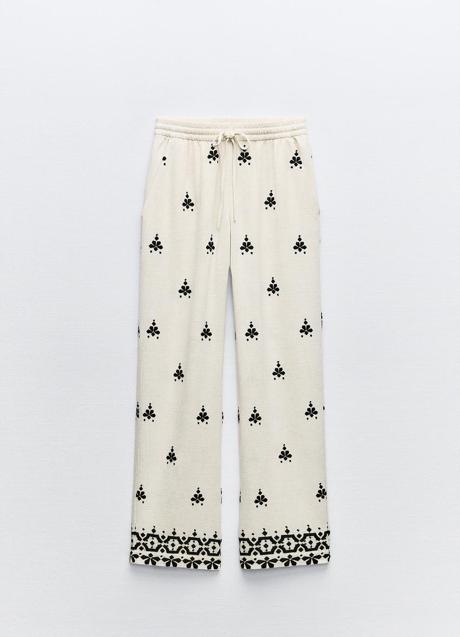 Imagen - Pantalón blanco de Zara (29,99 euros)