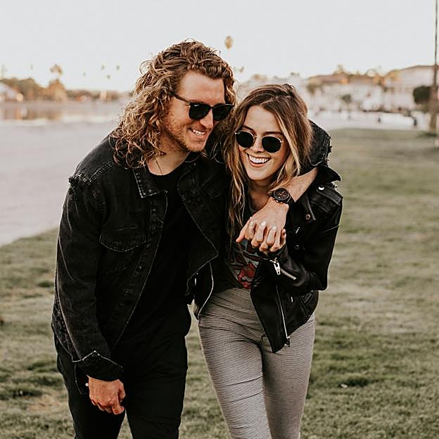 Es importante mantener la complicidad con tu pareja pasando tiempo juntos. 