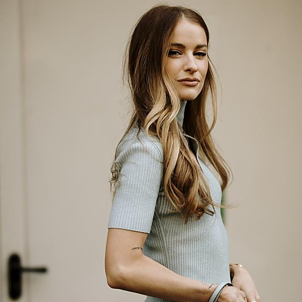 Cómo cuidar la limpieza de tu cepillo de pelo para mantener la melena sana y con un aspecto brillante