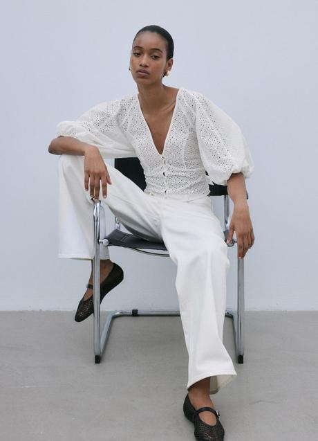 Imagen - Blusa blanca de H&M (25,99 euros)