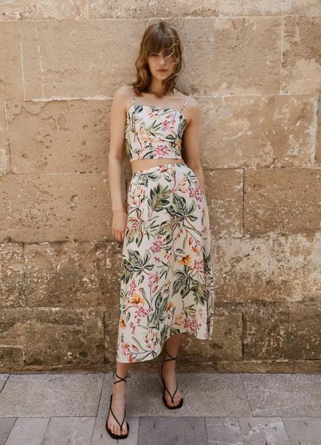 Imagen - Falda con estampado de flores de H&M (19,99 euros euros)