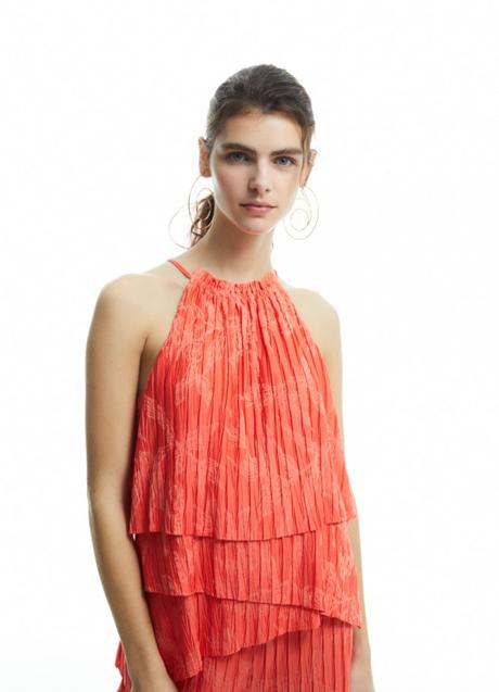 Imagen - Top con volantes de Sfera (21,99 euros)