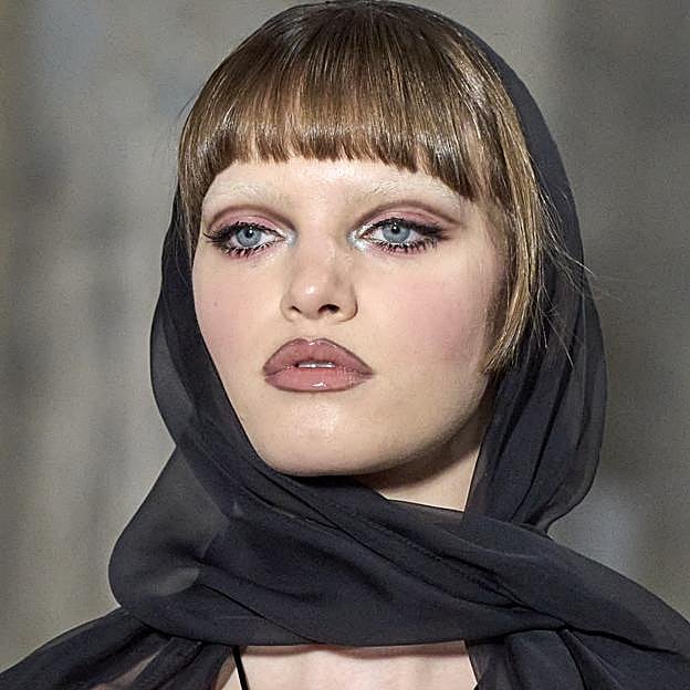 Todos los usos de un lápiz marrón: el imprescindible con el que conseguir un maquillaje perfecto