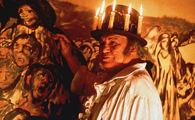 Paco Rabal en una escena de la película 'Goya en Burdeos'. 