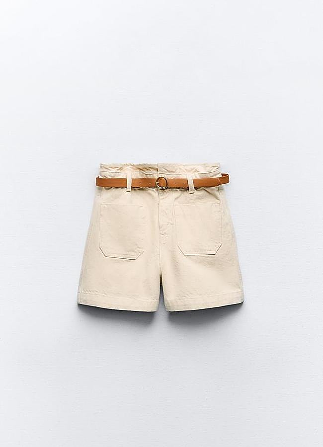 Imagen - Bermudas baggy con cinturón de Zara (22,95€)