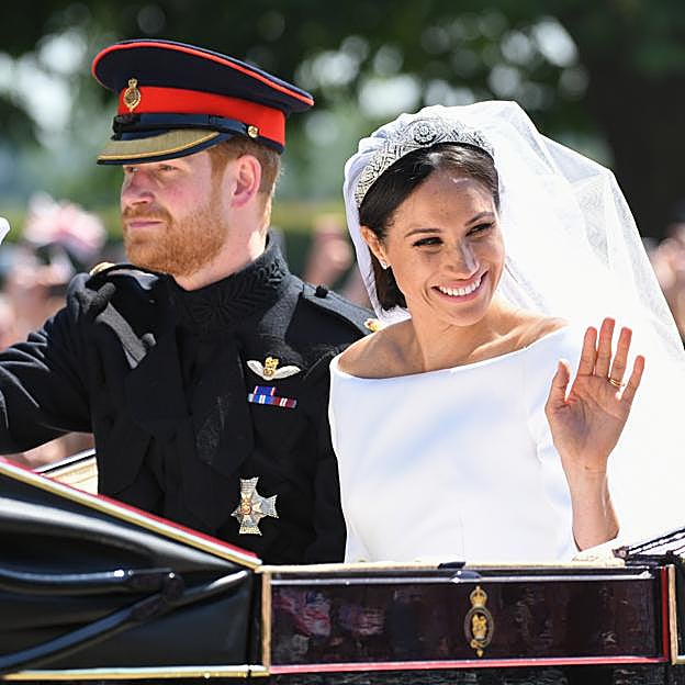 Así fue la boda de Harry y Meghan Markle hace seis años: dos vestidos de novia, un obispo viral y aquel asiento vacío