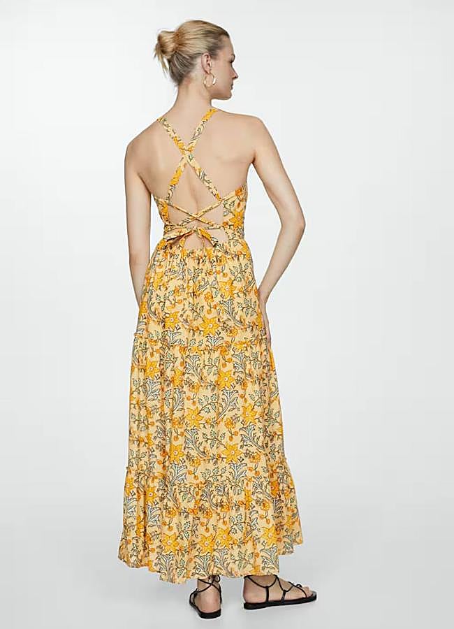 Imagen - Vestido estampado amarillo de Mango por la espalda