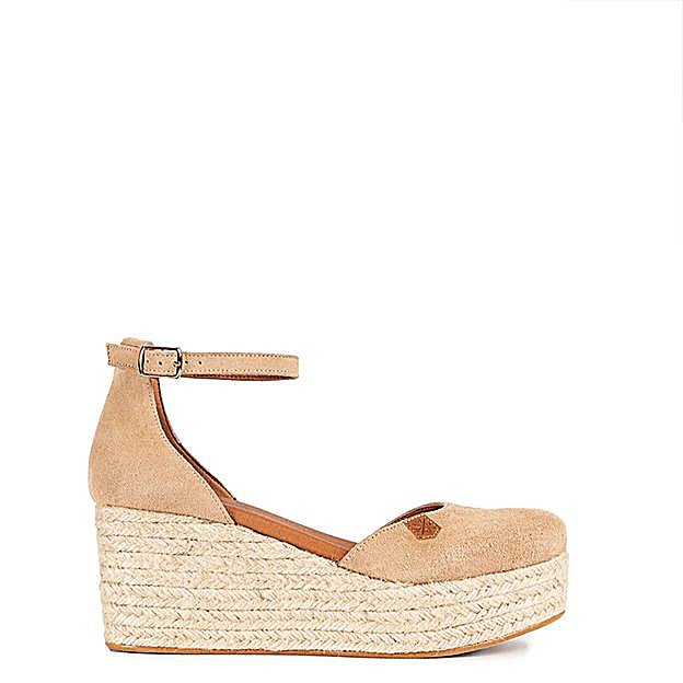 Alpargata con cuña Cantalar en beige de Popa.