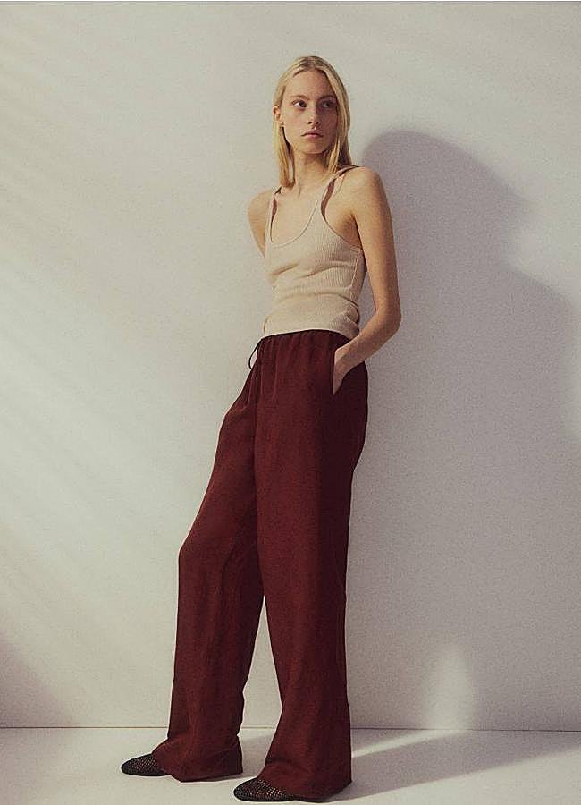 Imagen - Pantalón de lino ancho color burdeos