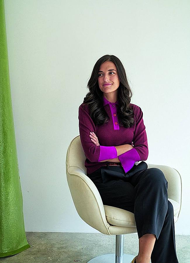 Imagen - Laia Alentorn, fundadora de Laia Alen, posa con jersey de su propia firma.