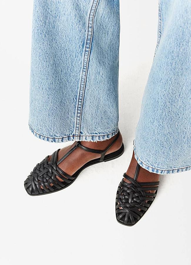 Imagen - Sandalias trenzadas color negro