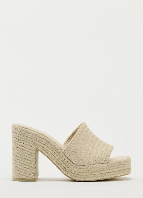 Imagen - Sandalias de esparto de Zara (35,99 euros)