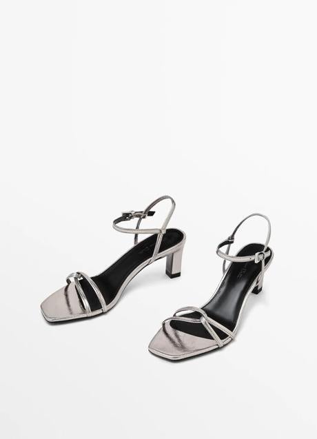Imagen - Sandalias plata de Massimo Dutti (89,95 euros)