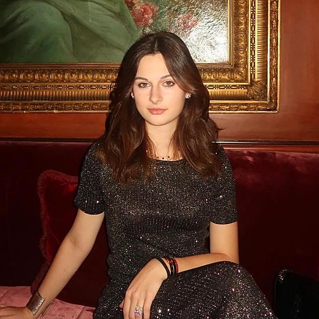 Quién es Eulalia de Orleans-Borbón, la ahijada del rey Juan Carlos que se codea con Charlène de Mónaco: lujo, viajes y Fórmula 1