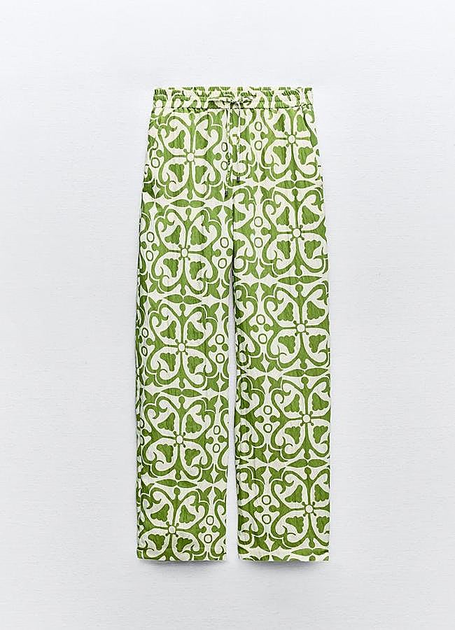 Imagen - Pantalón recto estampado de Zara (29,95€)