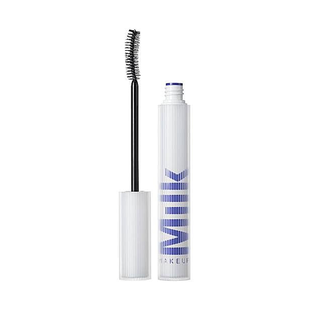 RISE Waterproof Mascara de Milk Makeup. Precio: 25 euros