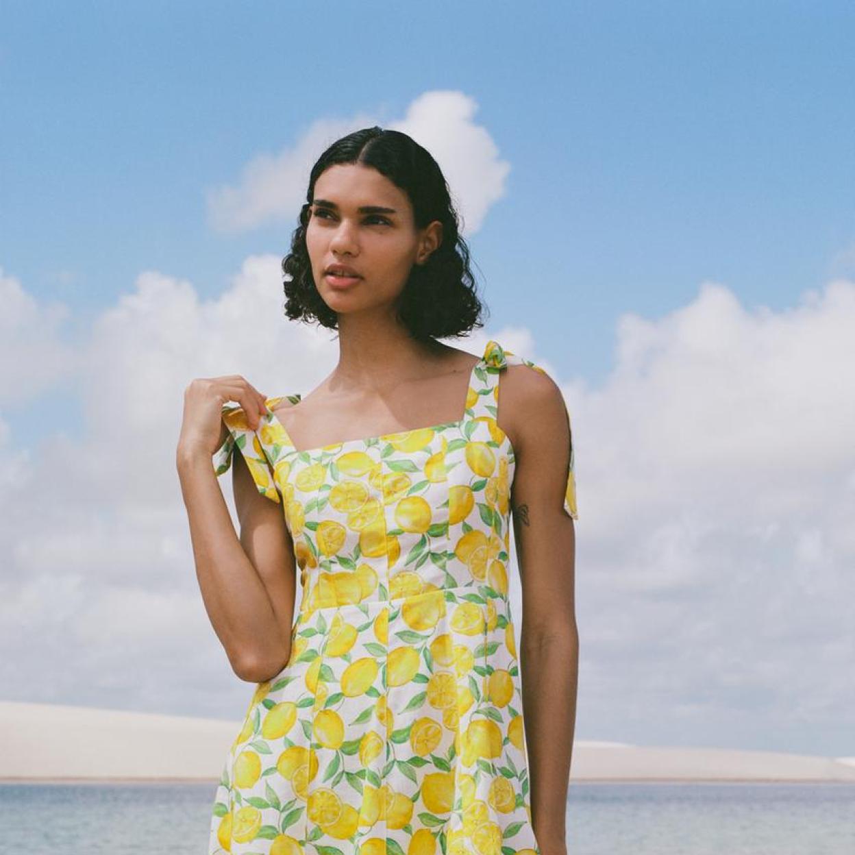 Zara lanza el vestido inspirado en la Toscana más viral de la temporada