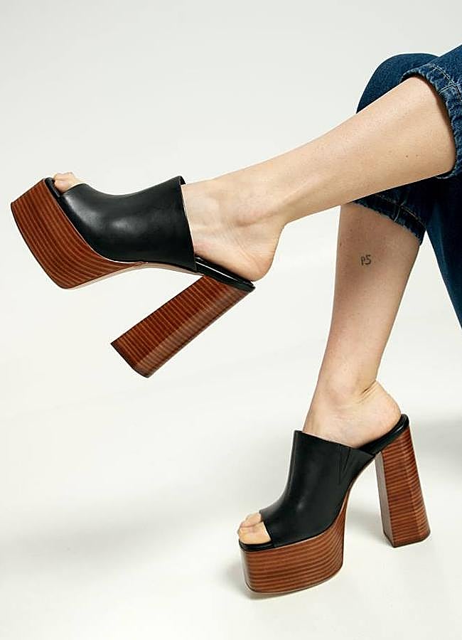 Imagen - Sandalias con plataforma de madera tipo mules