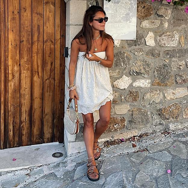 Sfera tiene la versión low cost de las sandalias de hebillas más populares que no te vas a quitar en todo el verano