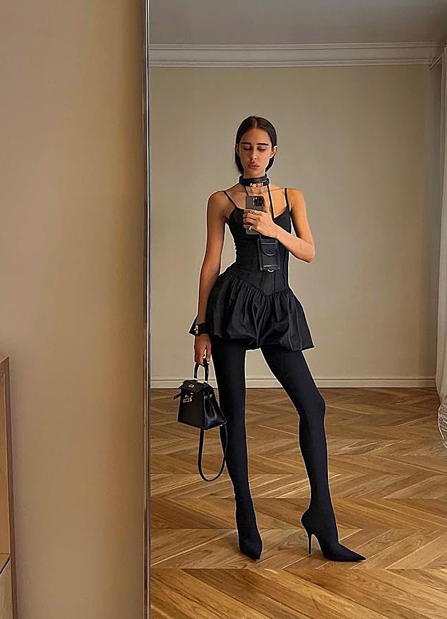 Imagen - Cómo llevar la falda globo (@moyamii)